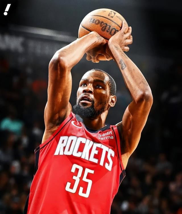 杜兰特重要时刻战术调整，瑞士队带队取胜！再创辉煌时刻(杜兰特比赛集锦)