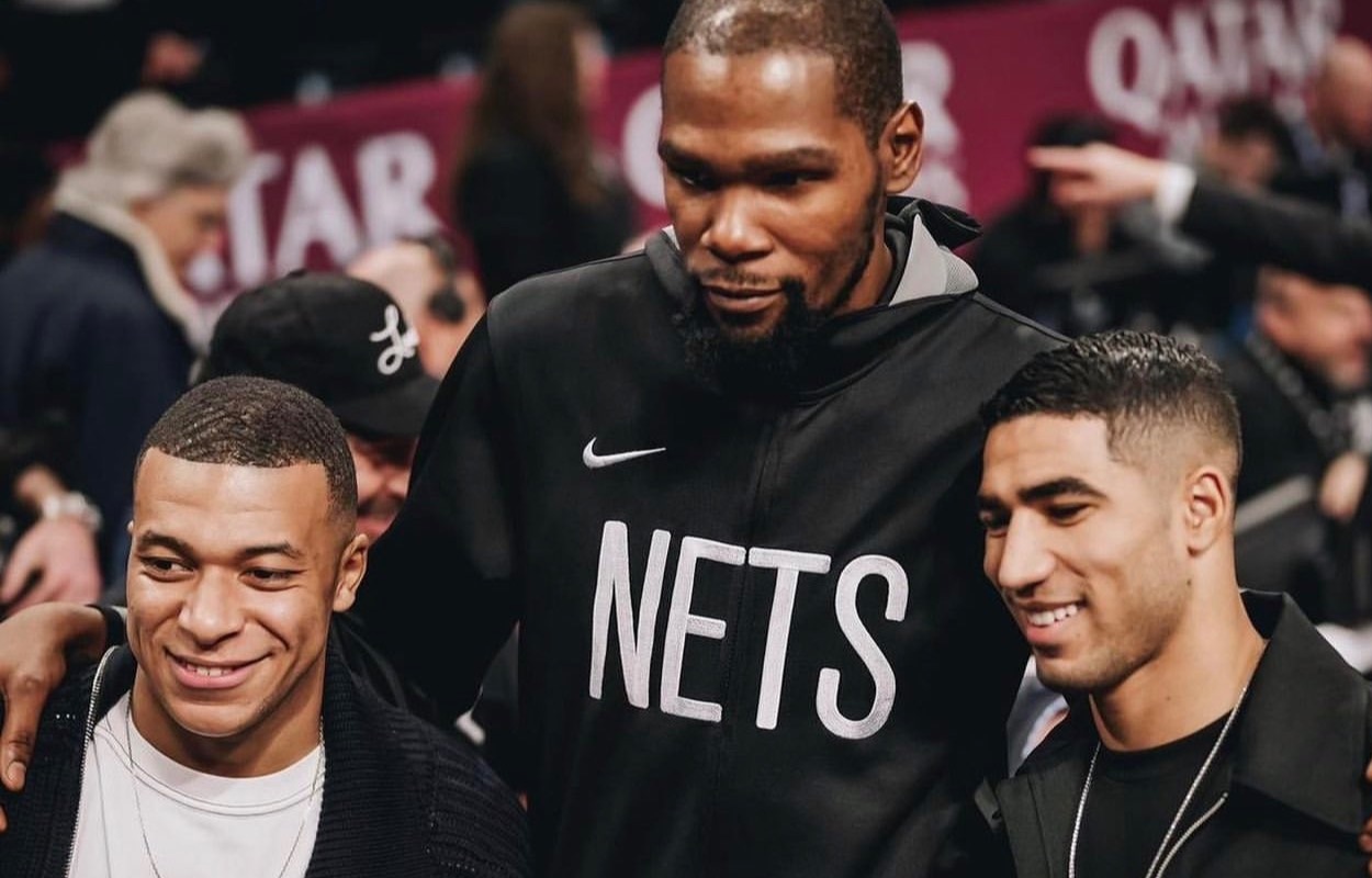 关于C罗巅峰对决,巴特勒与80激战篮网分钟,问鼎冠军胜负难料!的信息 关于C罗巅峰对决,巴特勒与80激战篮网分钟,问鼎冠军胜负难料!的信息