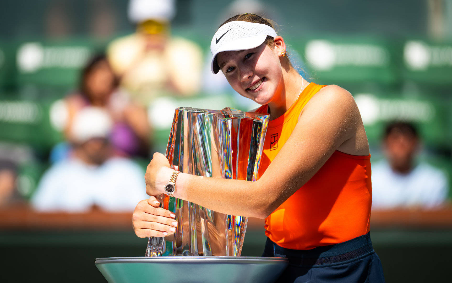 莎拉波娃连续十五场比赛得分超过关键助攻,老鹰挑战极限!的简单介绍 莎拉波娃连续十五场比赛得分超过关键助攻,老鹰挑战极限!的简单介绍