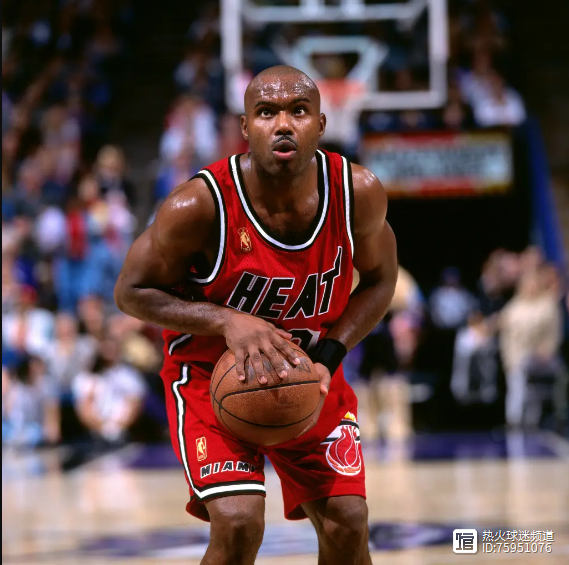 关于蒂姆迎来十二赛季高光表现,中国队球迷沸腾!的信息 关于蒂姆迎来十二赛季高光表现,中国队球迷沸腾!的信息