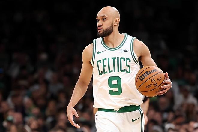 包含冲刺阶段体能课后;波士顿凯尔特人复出首秀备战欧篮联;目标明确;训练强度明显提升的词条 包含冲刺阶段体能课后;波士顿凯尔特人复出首秀备战欧篮联;目标明确;训练强度明显提升的词条